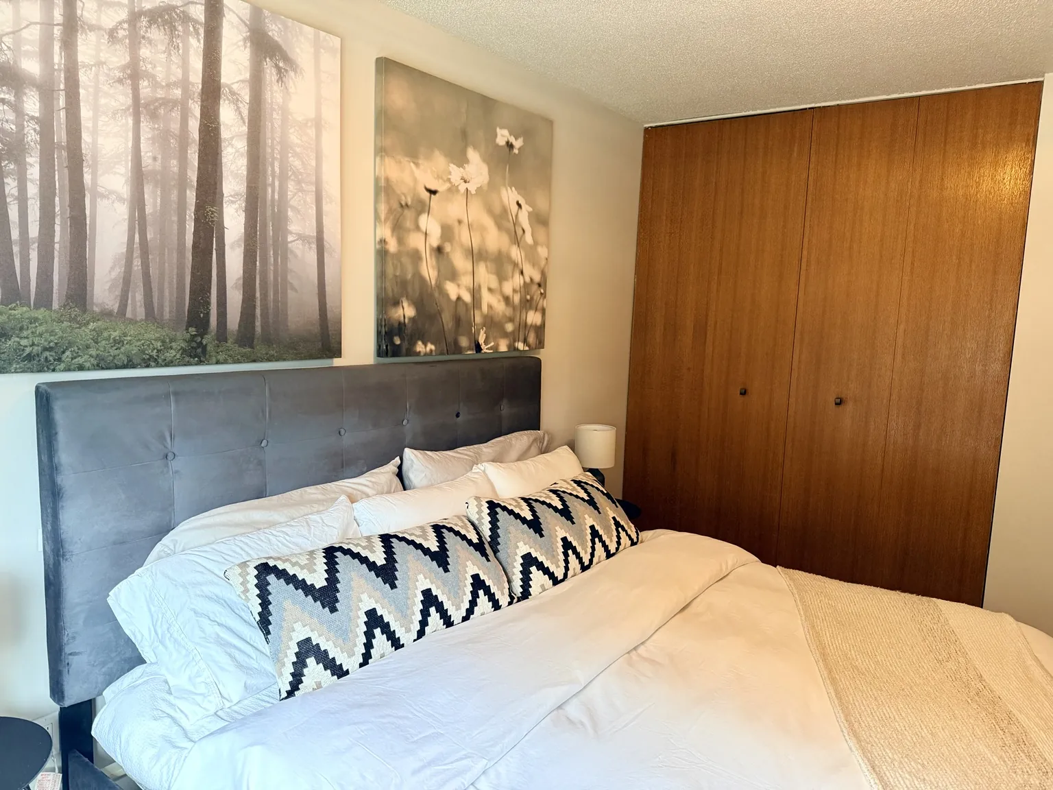 Main bedroom with white bedding